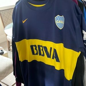 Boca Jrs men’s jersey size large number 10 Roman